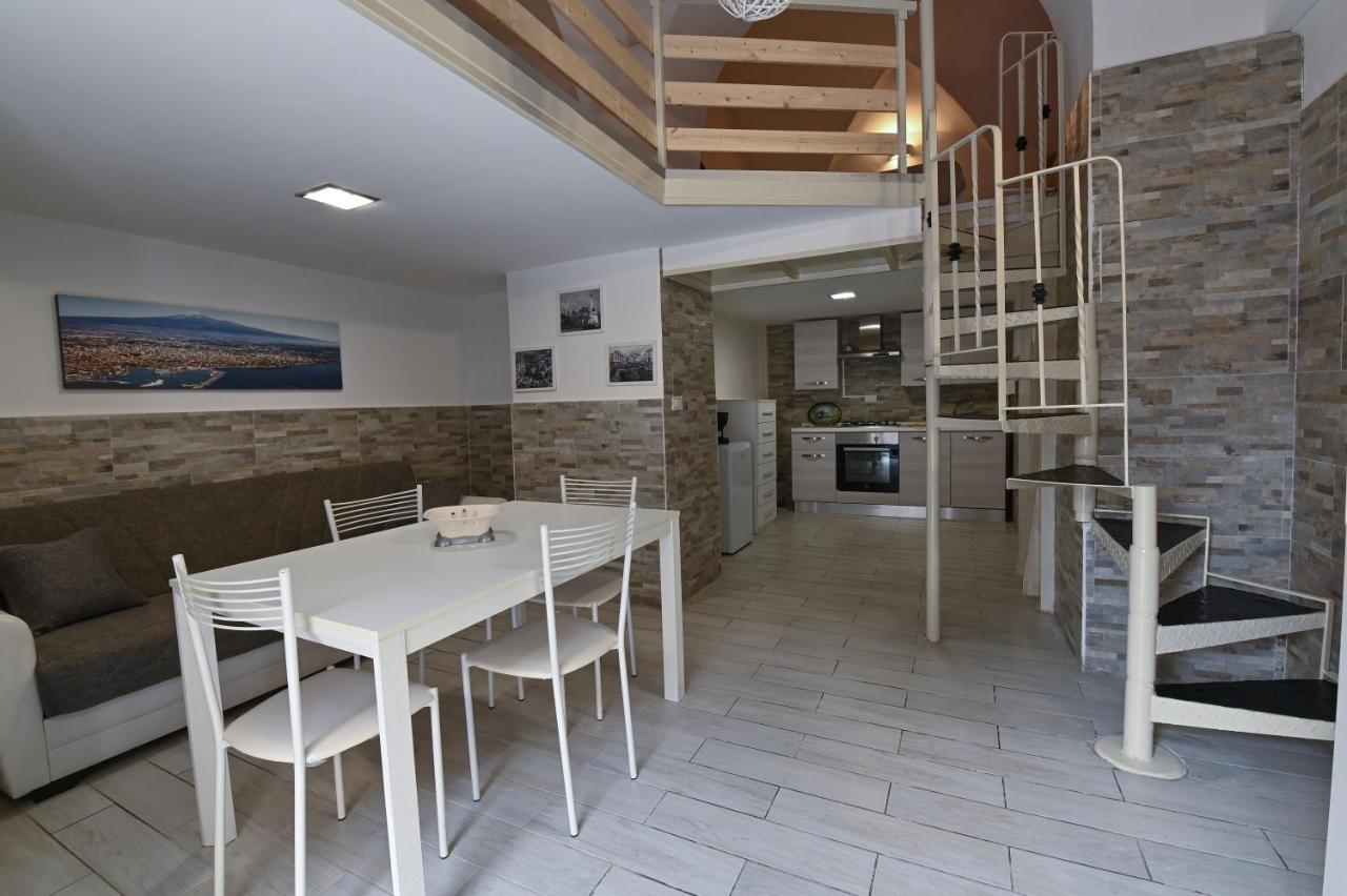San Camillo House Apartment คาตาเนีย ภายนอก รูปภาพ
