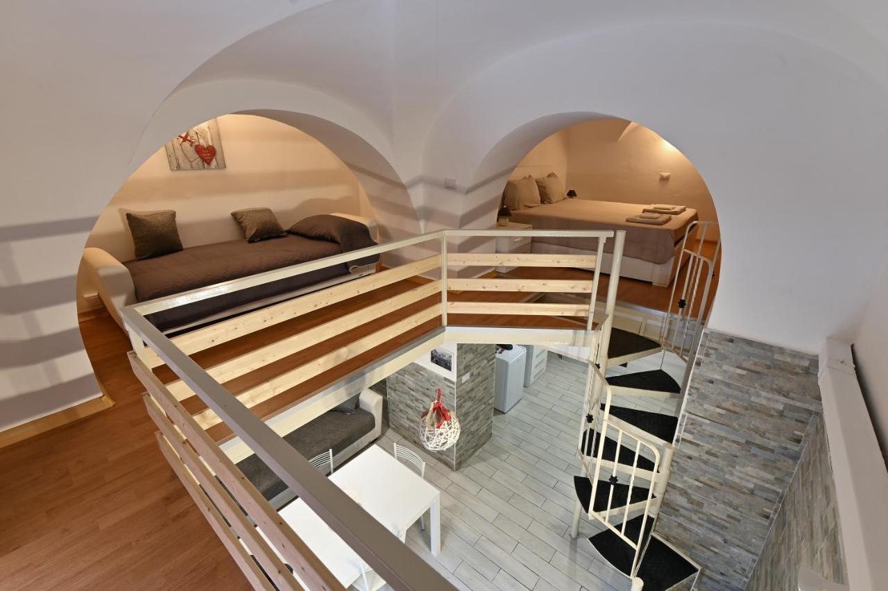 San Camillo House Apartment คาตาเนีย ภายนอก รูปภาพ